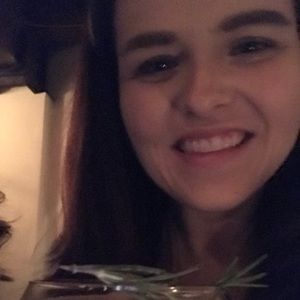 Meet your Posher, Holly